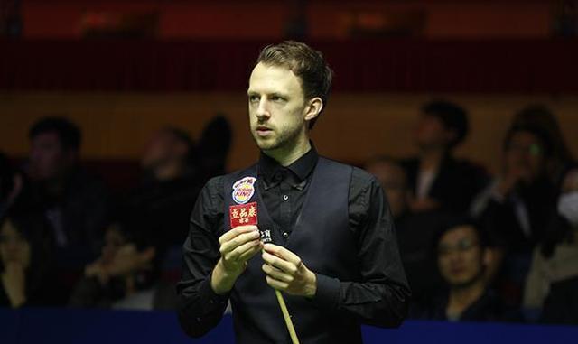 手感颇佳！乔治半场8中6轻取14分2抢断