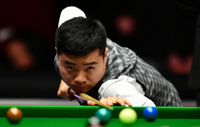 足球报：亚泰这几年都是寅吃卯粮，意向球员听说后婉拒邀请