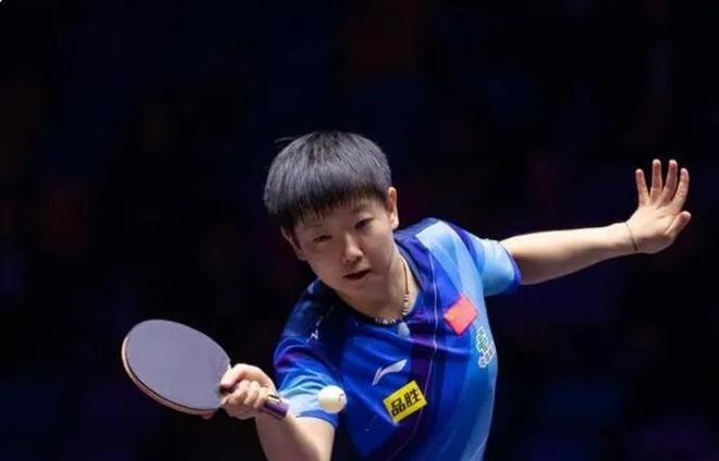 PTSD了？当值德国籍VAR裁判提醒主裁河南队后卫用手阻挡射门